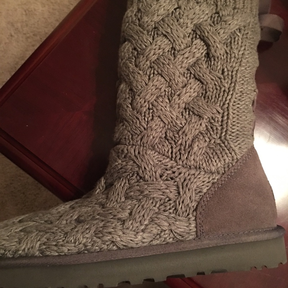 UGG Australia Isla Boot
